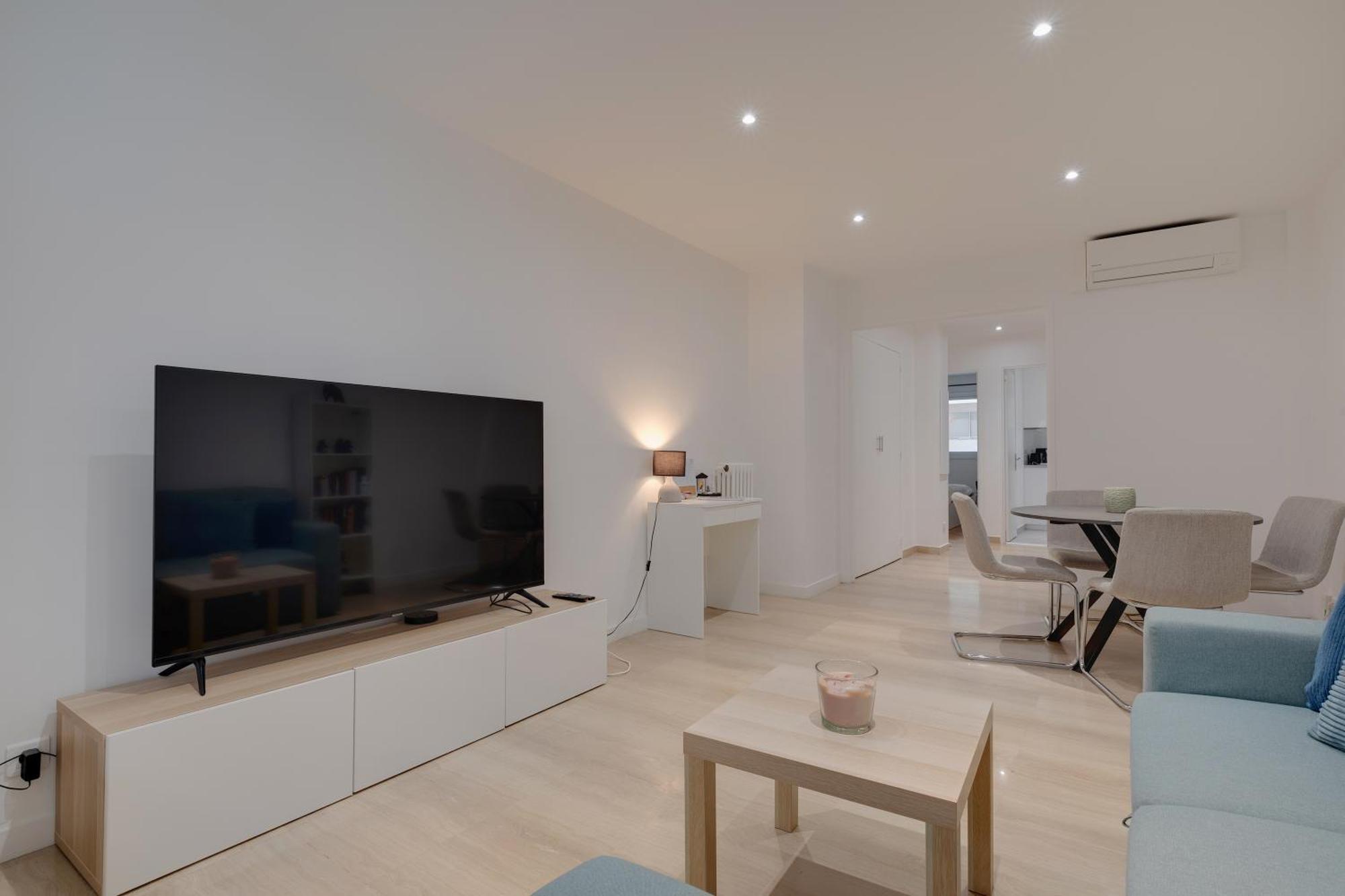 Newly Renovated Charming Downtown Apartment Antibes Exterior photo